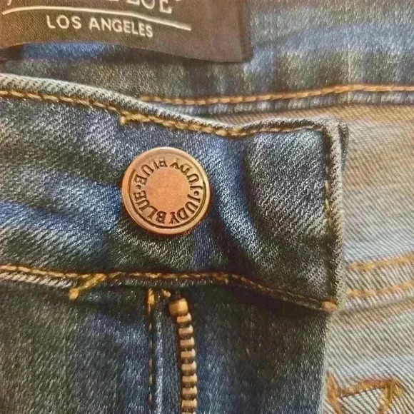 Judy Blue Womens Relaxed Fit Distressed Ankle Jeans Blue Size 31 - Picture 8 of 11